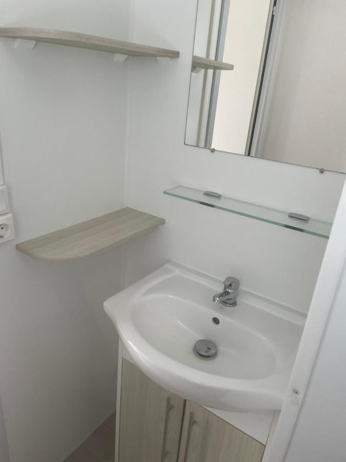 Mobil-Home Confort Tv Clim Narbonne-Plage Ngoại thất bức ảnh